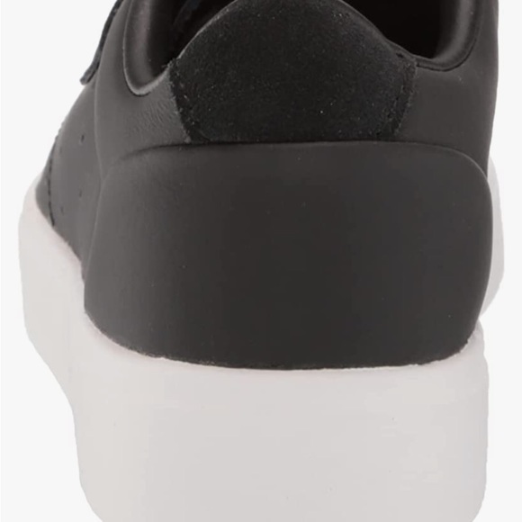 adidas Originals Women's Sleek Sneaker - Picture 5 of 11